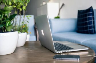 optimizing laptop battery usage